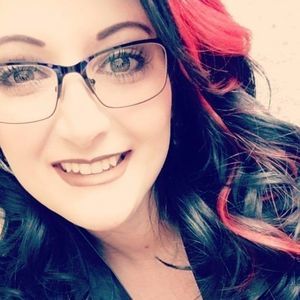 Meet your Posher, Holly